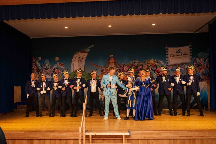 Mit einem abwechslungsreichen Programm hat die Prunksitzung der KG Klein-Elka stattgefunden.
