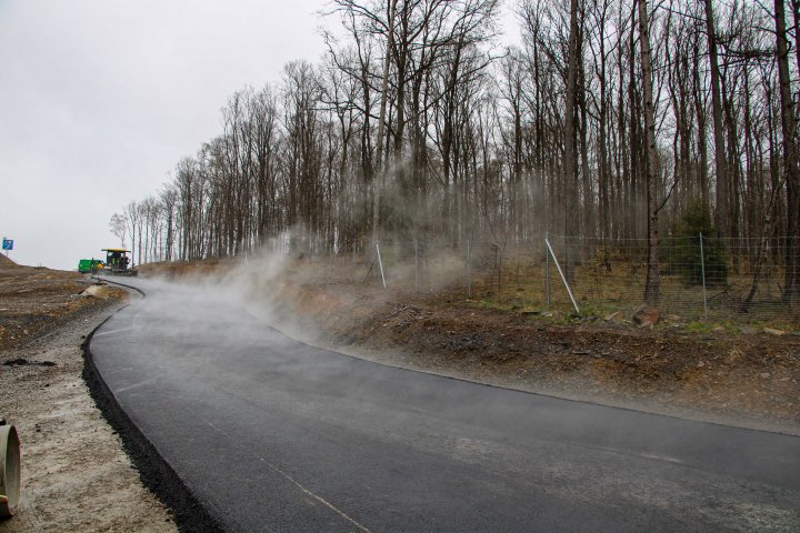 Die Vorbereitungen auf der Baustelle an der A 45-Talbrücke Ottfingen sind in vollem Gange.