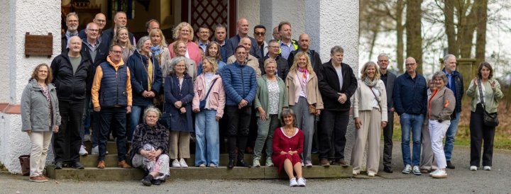 40 Frauen und Männer des Jahrganges 1966/67 haben ihre Goldkommunion auf der Dörnschlade gefeiert.
