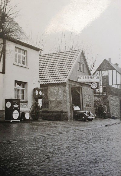 Die im Jahr 1927 gegründete Kfz-Werkstatt von Klaus Brüning.