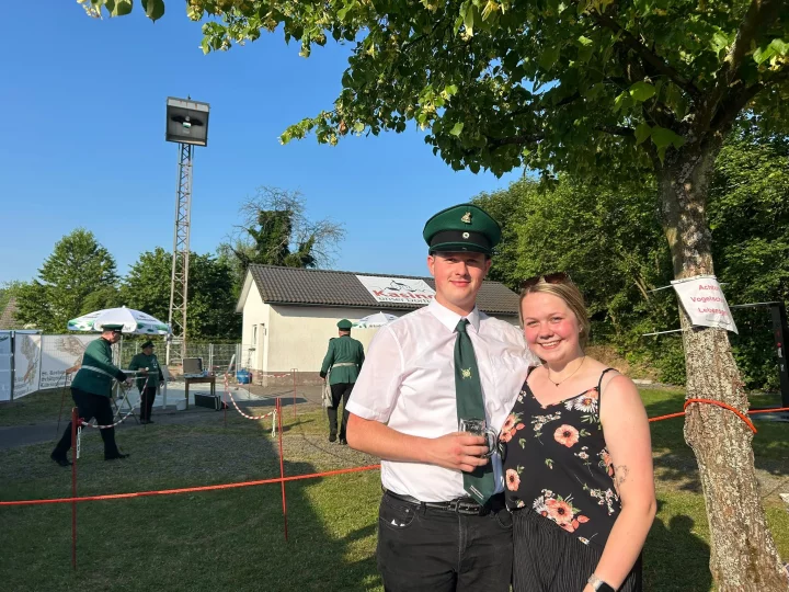 Jannik Melcher und Luisa Benkel sind das neue Jungschützenkönigspaar in Lütringhausen.