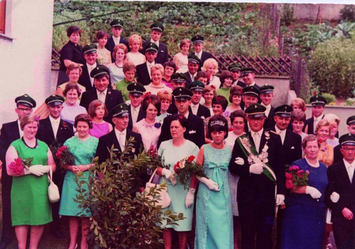 Schützenkönigspaar in Dünschede 1966: Heribert Groß und Waltraud Böhmer.