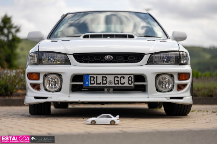 200 Fahrzeuge und noch mehr Besucher: Das Tuning Treffen im Finnentroper Industriegebiet war ein voller Erfolg.