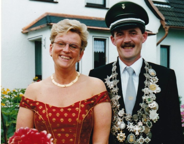 Das Rönkhauser Königspaar vor 25 Jahren:  Reinhard (verst.) & Martina Bress