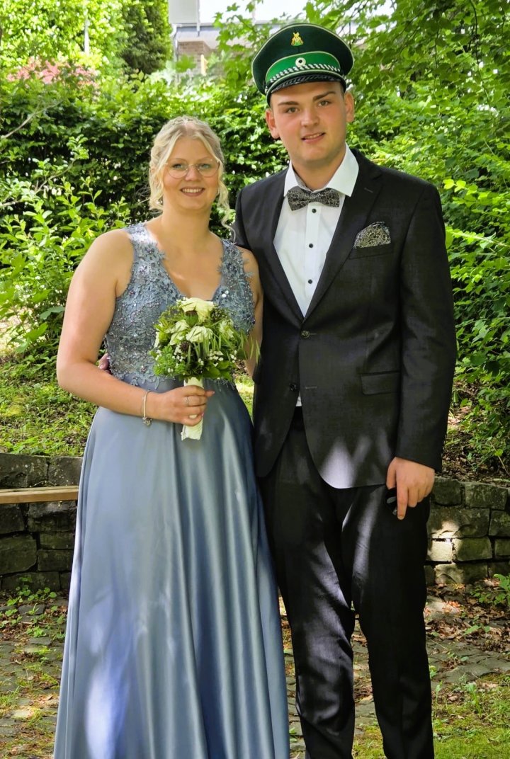 Die amtierenden Heider Majestäten: Jungschützenpaar Maximilian Honka und Pia Quast.