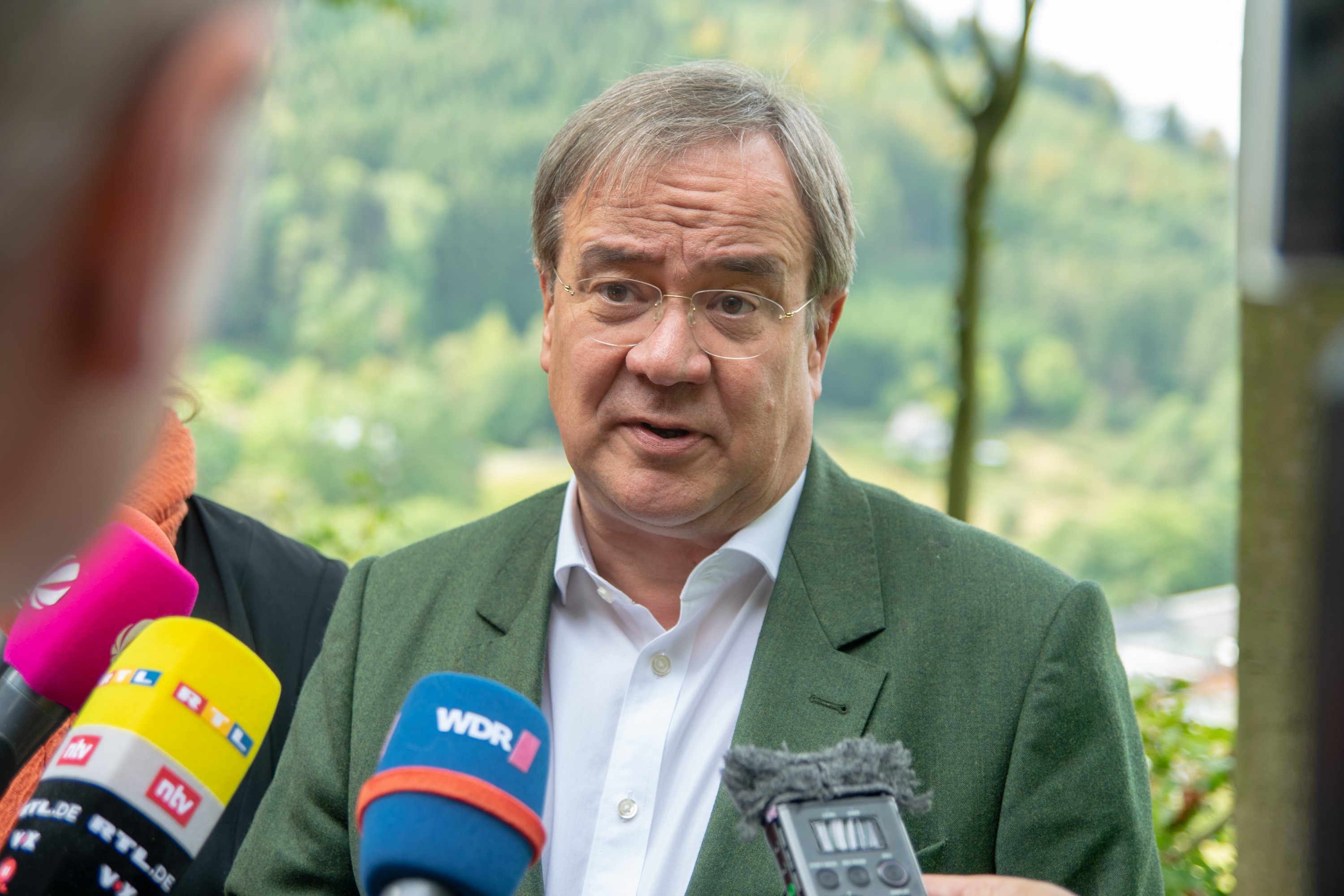 Archivfoto: Armin Laschet erhält für seine womögliche Kanzlerkandidatur Rückenwind von Dr. Matthias Heider. von Nils Dinkel