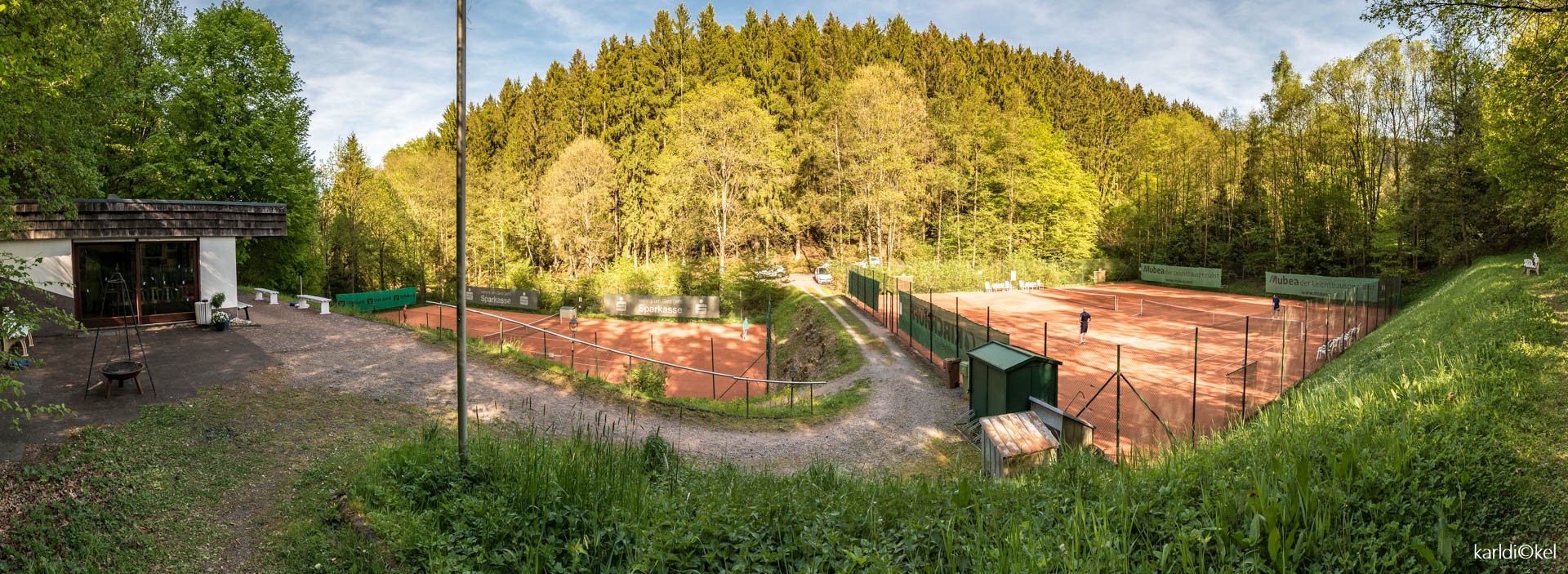 Das freie Einzelspiel beim Tennisclub RW Attendorn ist wieder erlaubt. von Karl Dickel