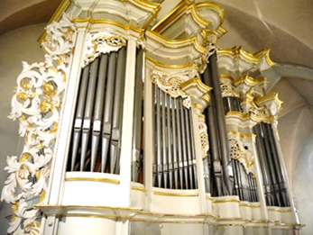 Die 270 Jahre alte Orgel soll wieder in Schwung gebracht werden. von privat