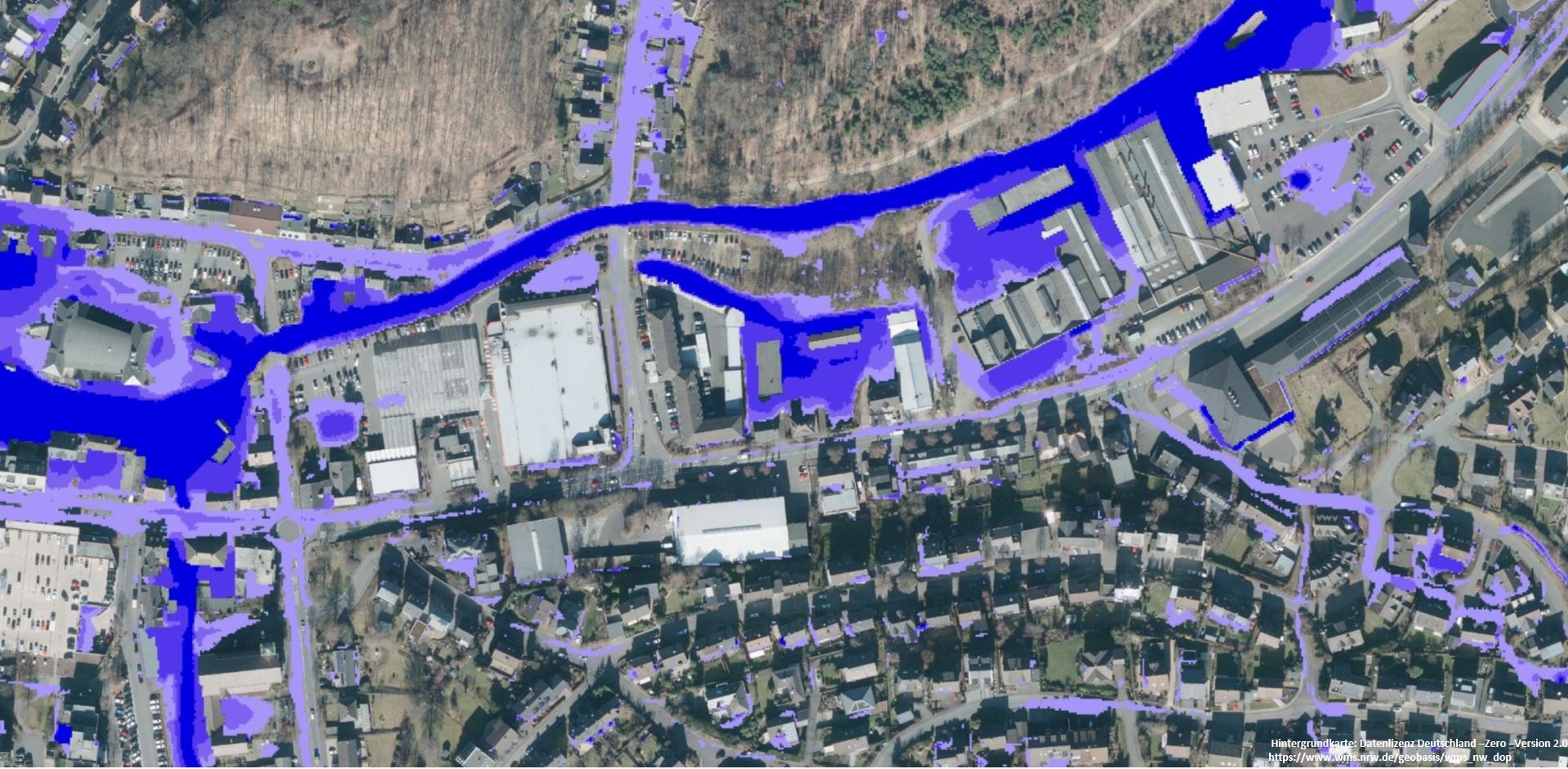 Der Ausschnitt aus der Starkregengefahrenkarte zeigt die Markierung gefährdeter Gebiete im Bereich des Olpebaches. von Stadt Olpe