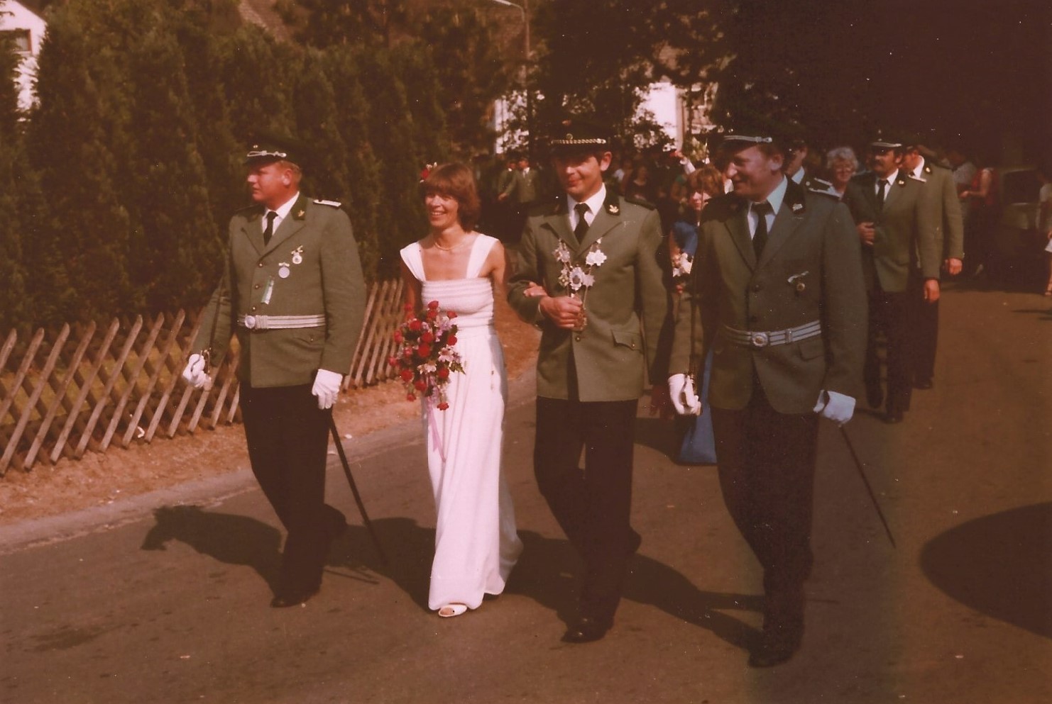 Günter und Anita Sprenger regierten die St.-Sebastian Schützenbruderschaft vor 40 Jahren. von privat