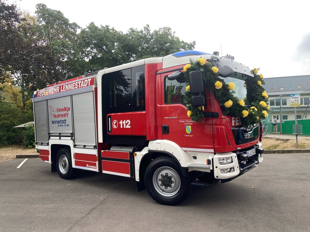 Das neue Fahrzeug der Feuerwehr Halberbracht ist offiziell eingeweiht worden. von Christopher Hendrichs