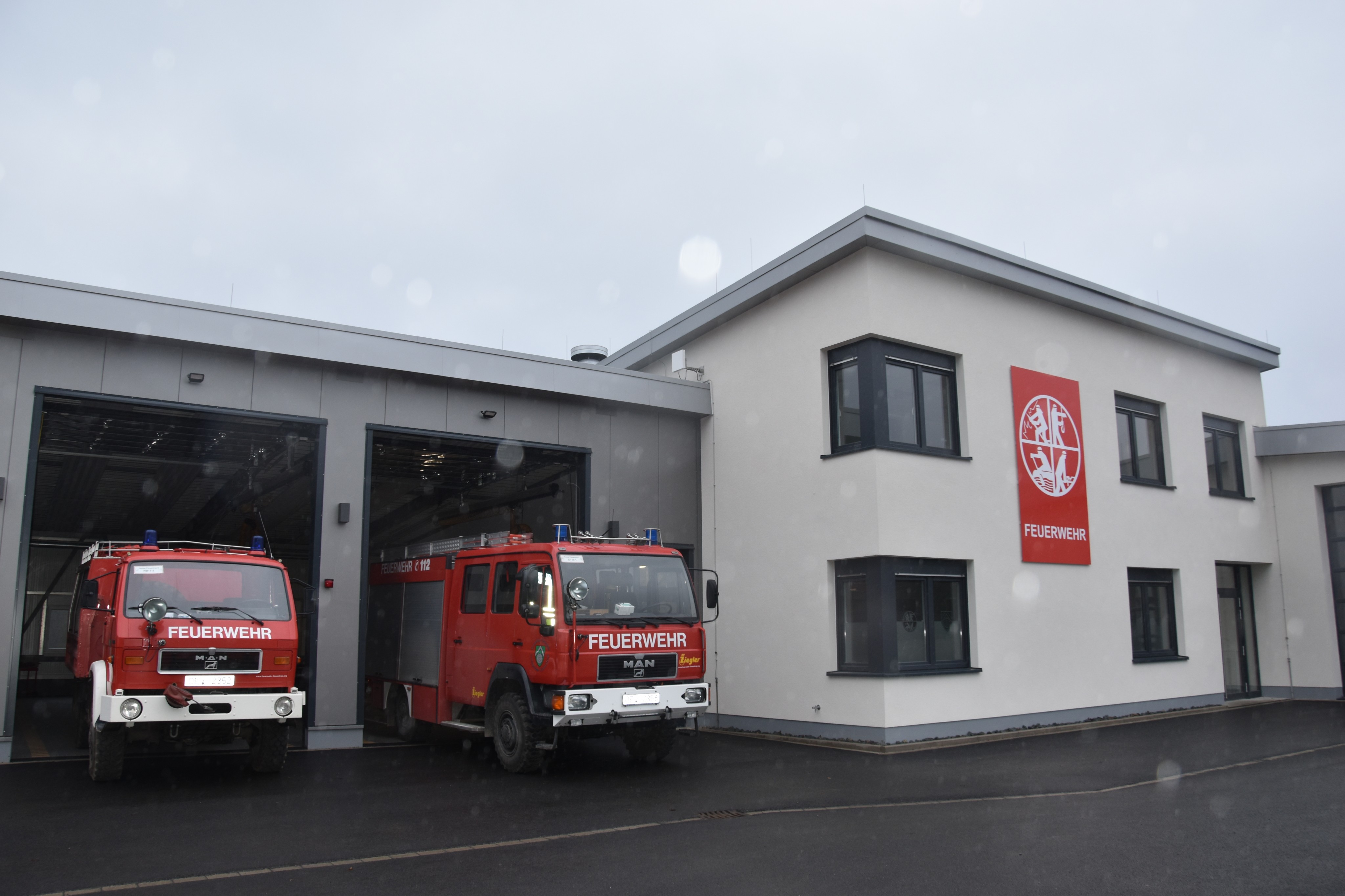 Das Feuerwehrhaus Finnentrop öffnet seine Pforten für Besucher. von Nicole Voss