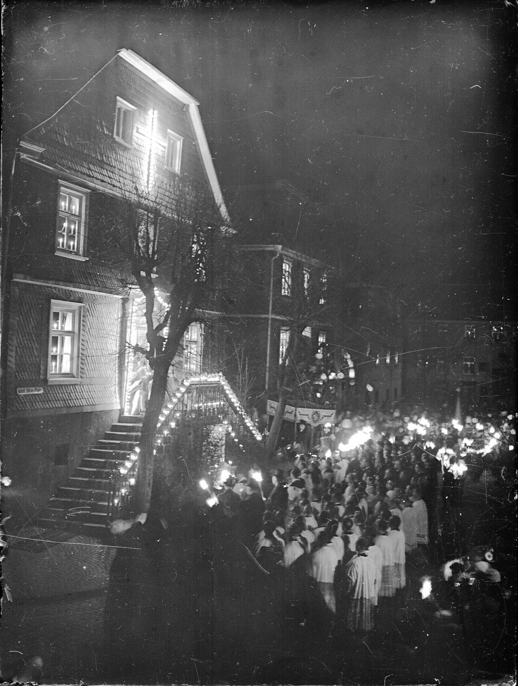 Segensaltar am Haus Marx um 1935 von Quelle: Stadtarchiv der Kreisstadt Olpe