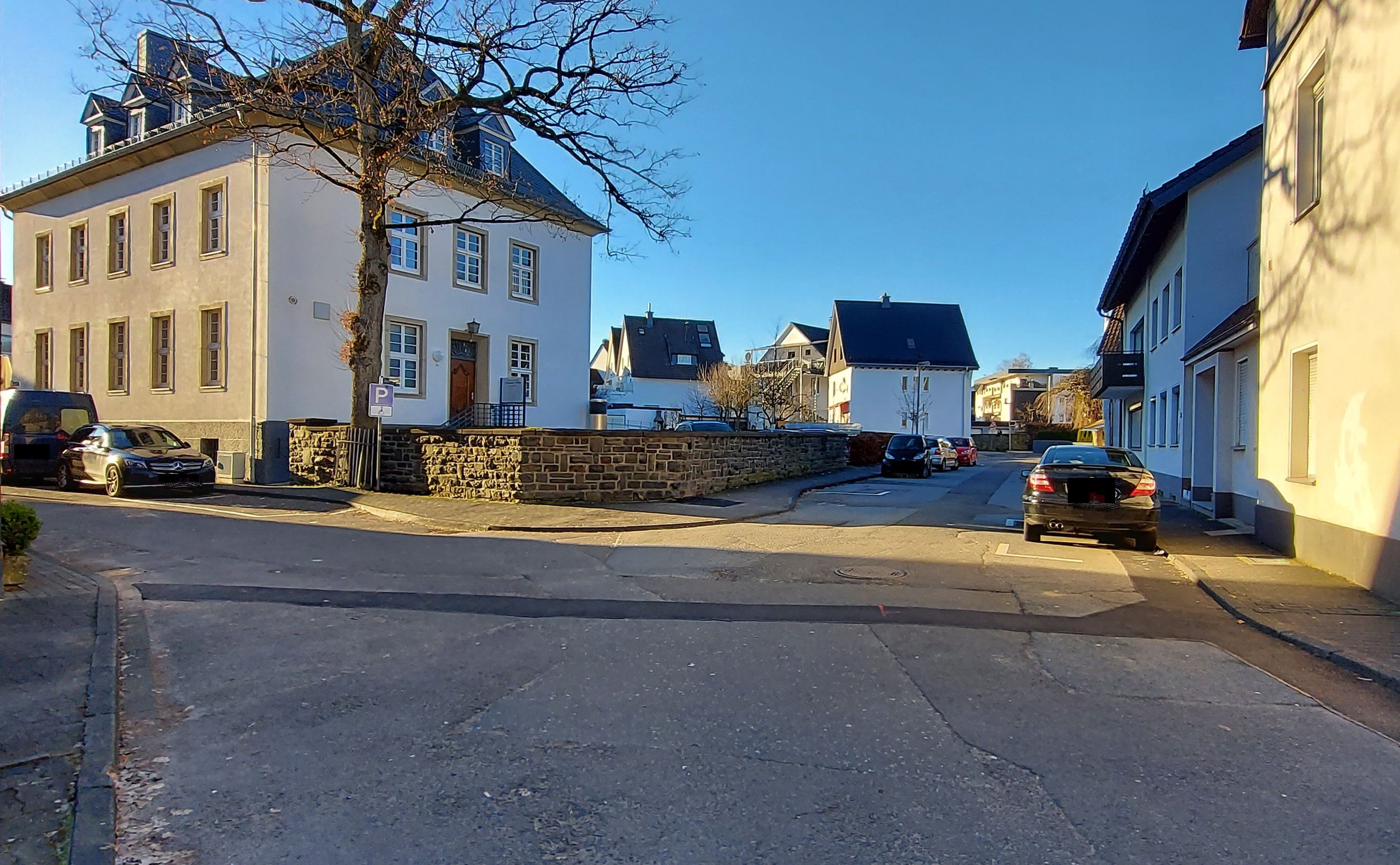 Auch in der Schemperstraße rollen die Bagger an. von privat