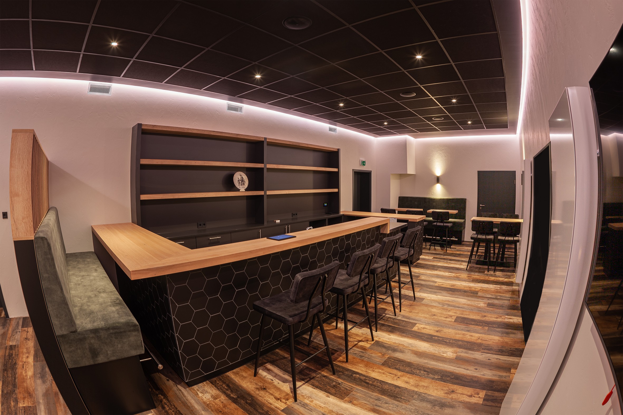 Eine weitere Perspektive. von Achim Schnell