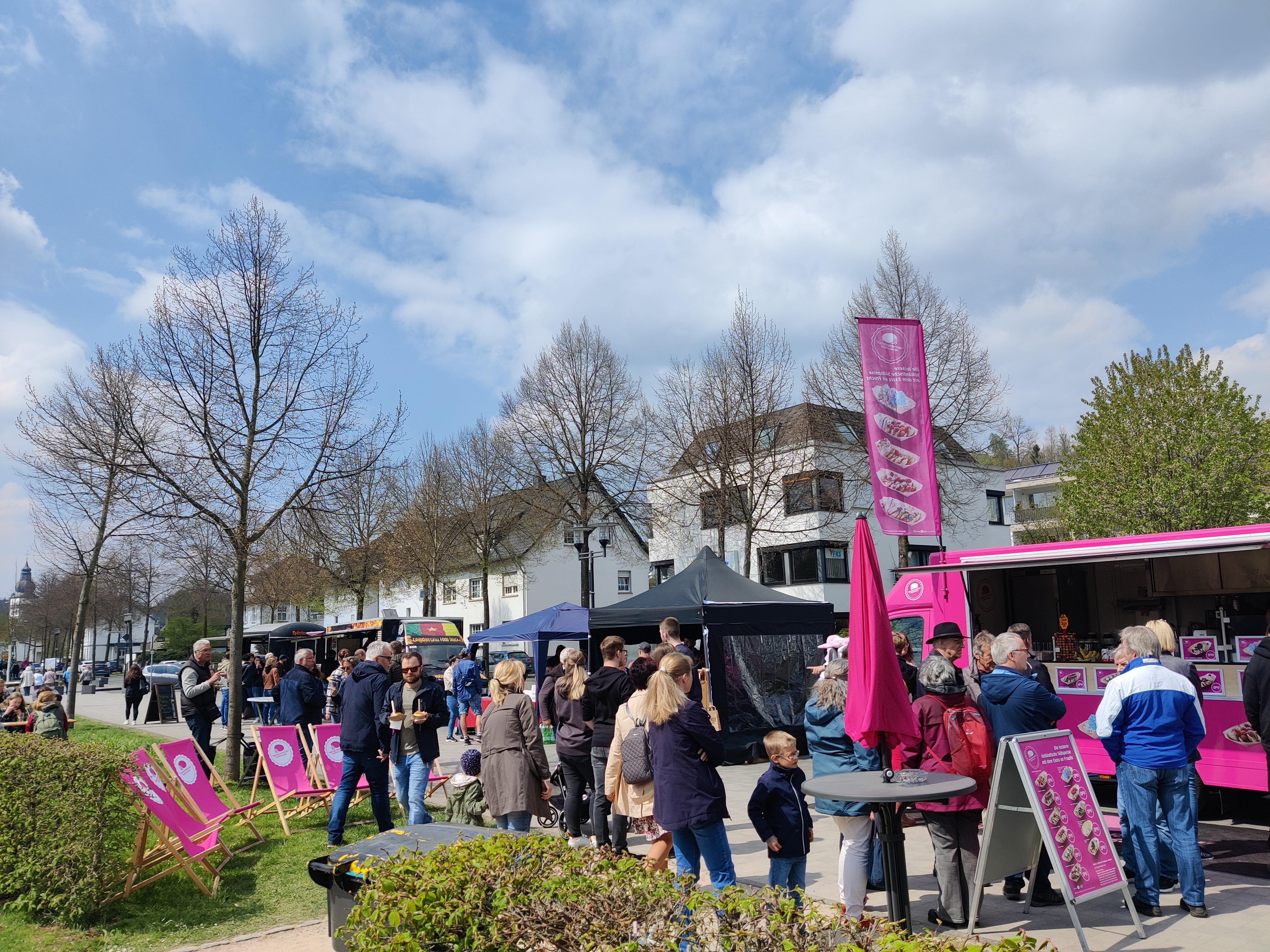Nach dem großen Erfolg im vergangenen Jahr findet in Attendorn wieder das beliebte Street Food Festival statt. von Fuchs Konzeptfabrik