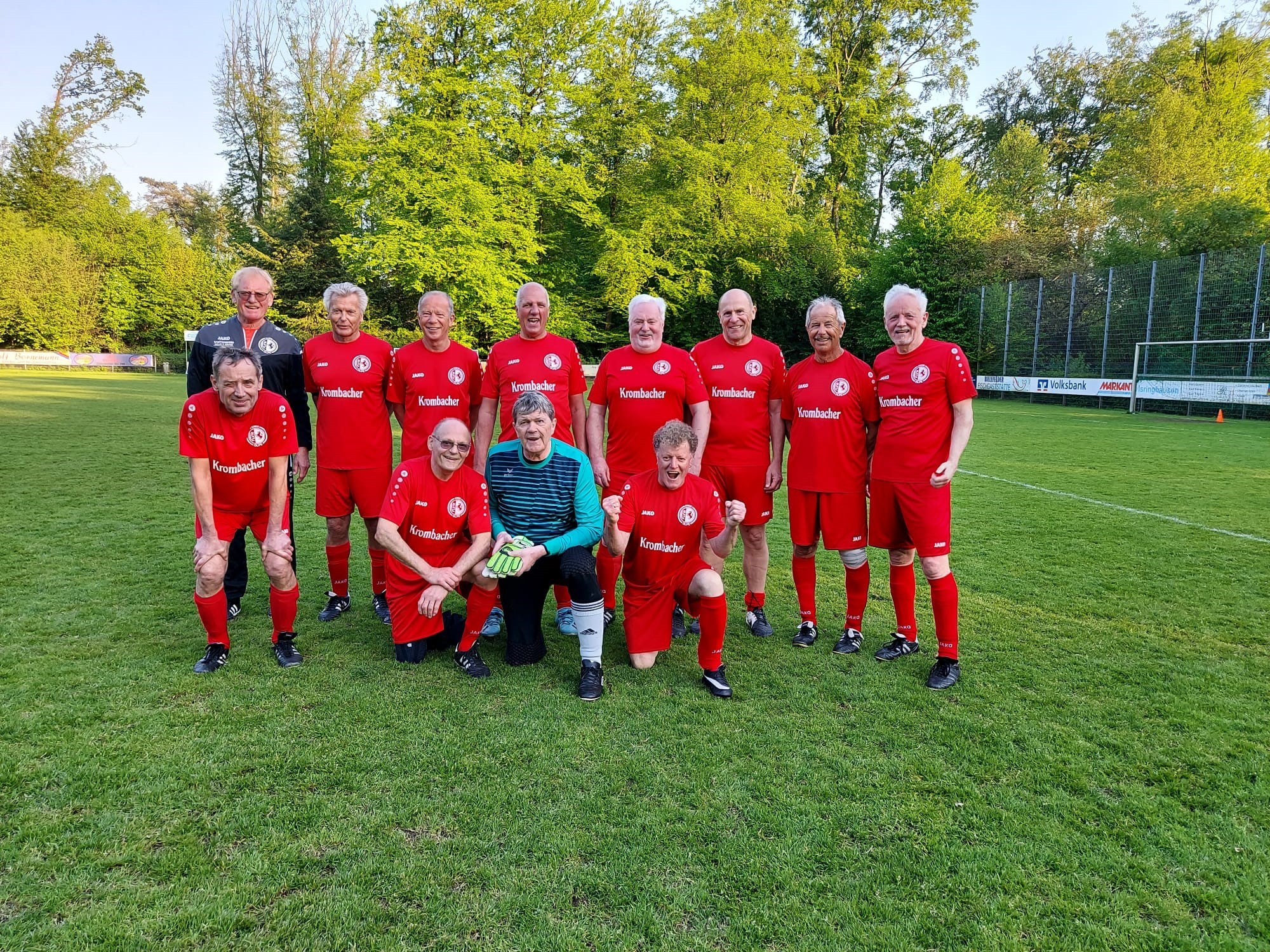 Ebenfalls mit einem zweiten Platz im Gepäck kehrte die Ü65-Auswahl aus Bielefeld zurück. von privat