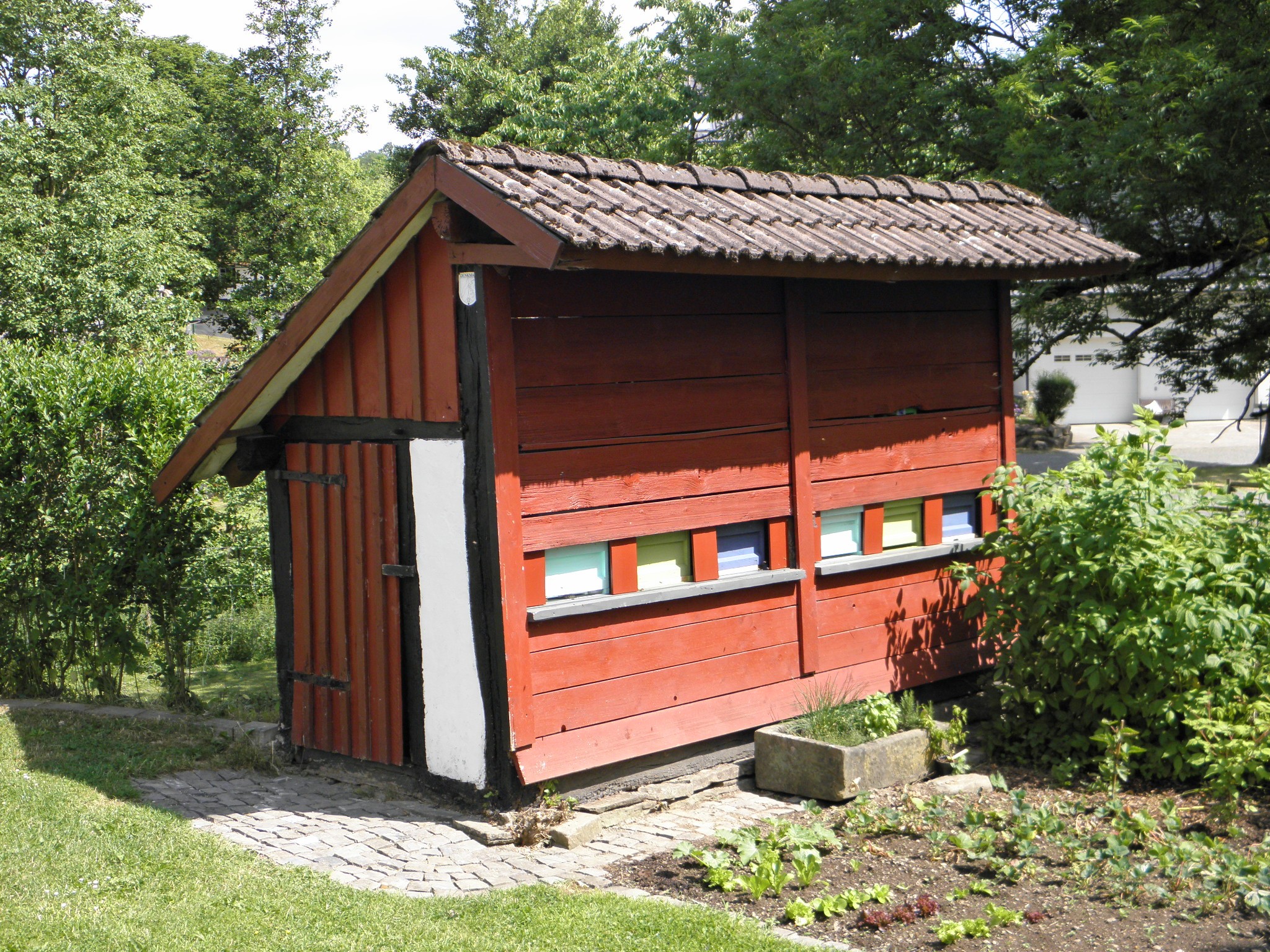 Denkmalgeschütztes Bienenhaus in Rhonard. von Kreisstadt Olpe