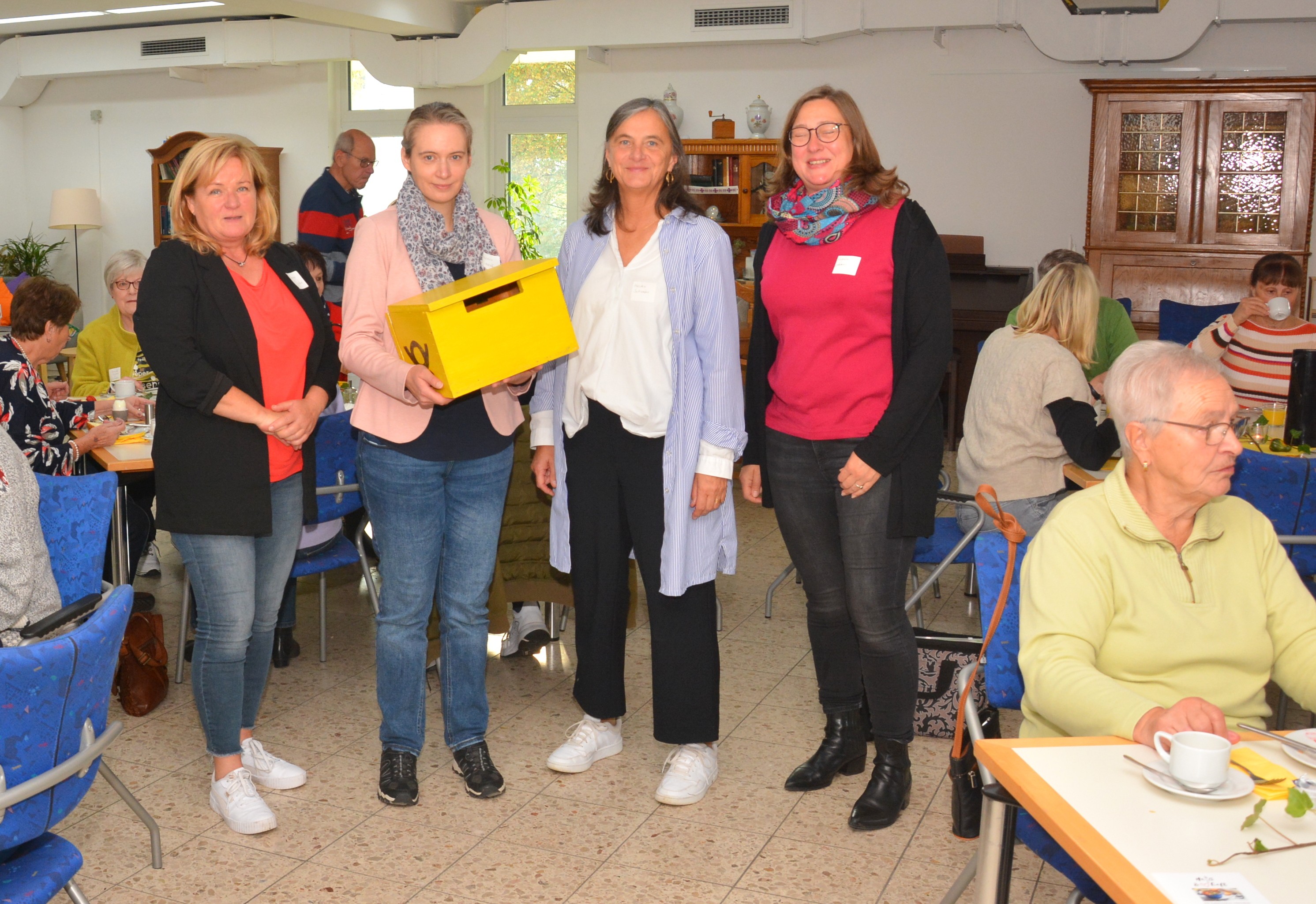 Das Organisations-Team Anne Jahn, Kristina Ashoff, Heike Schaefer und Katrin Luers, hofft auf weitere Anregungen zur Ehrenamtsarbeit in Attendorn. von Wolfgang Teipel