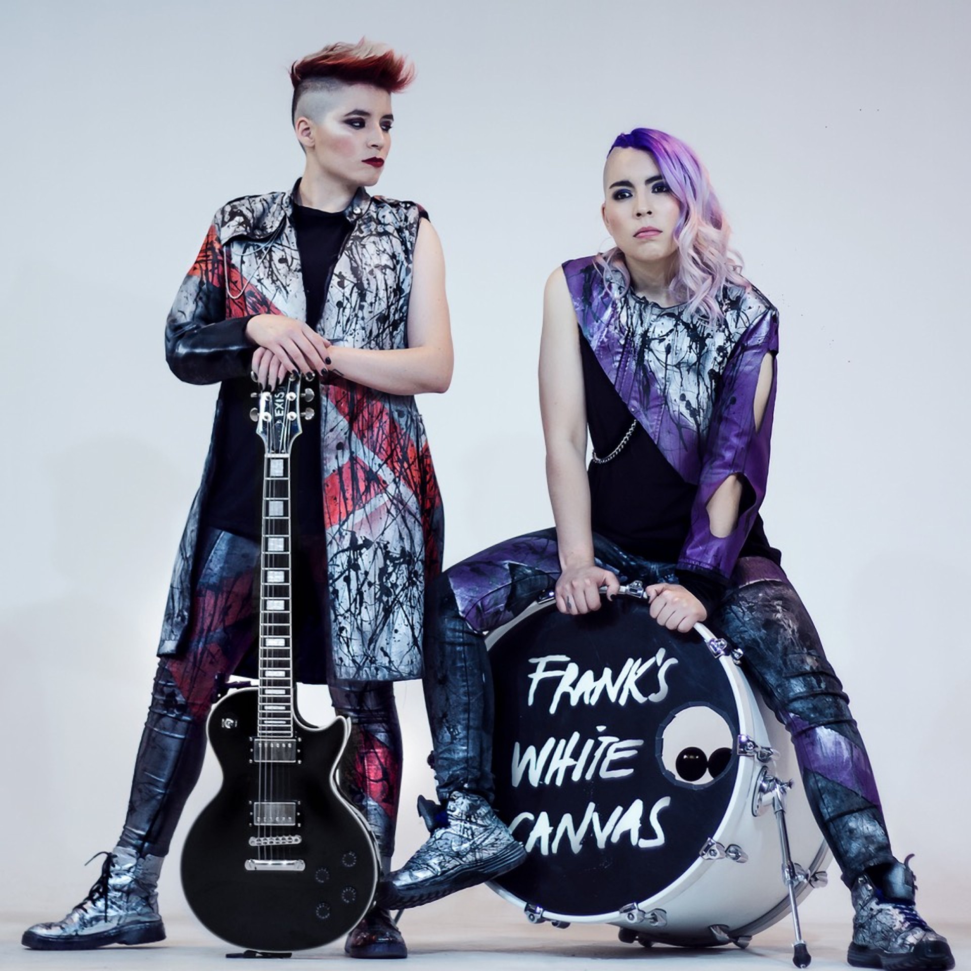 Beim 47. Between the days tritt die Band Frank's White Canvas auf. von privat