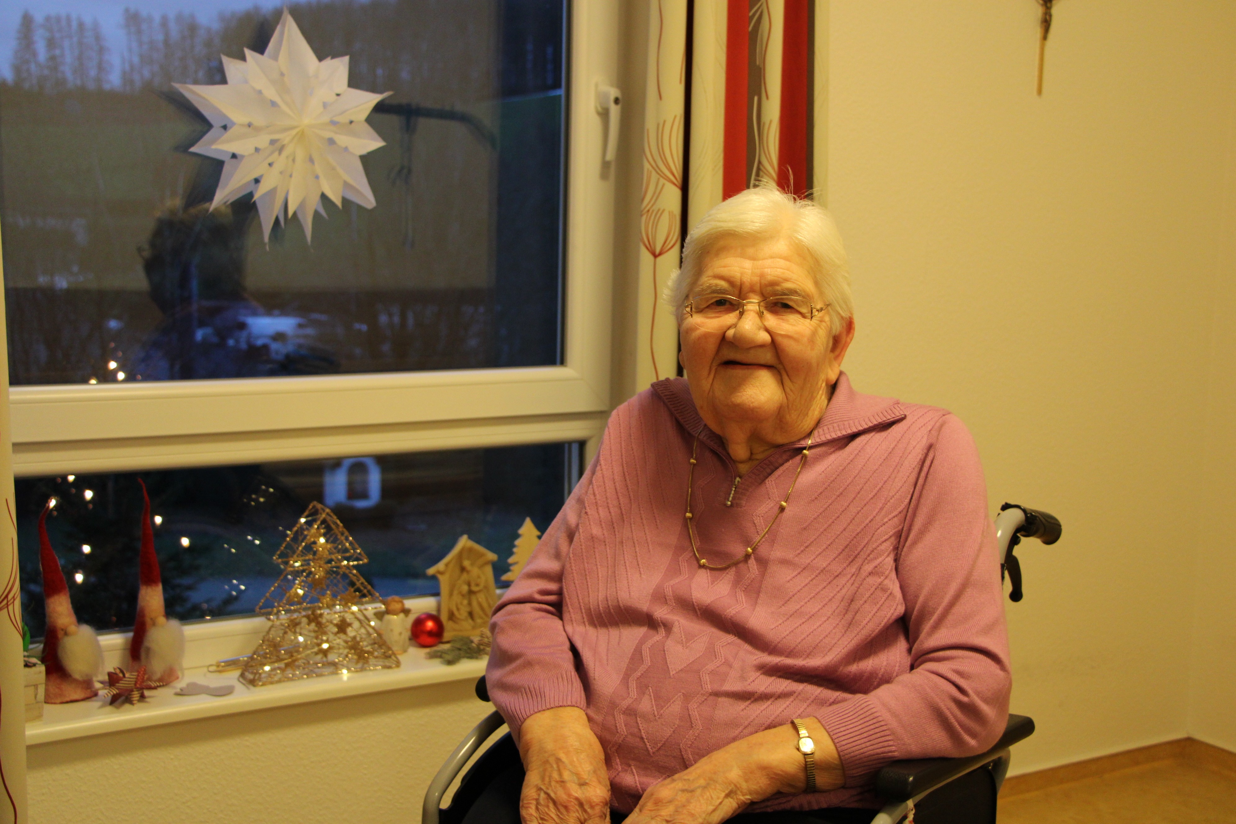 Weihnachten - wie war das früher? Das hat LokalPlus-Volontärin Lorena Klein ihre Urgroßmutter Maria Ochel gefragt. von Lorena Klein