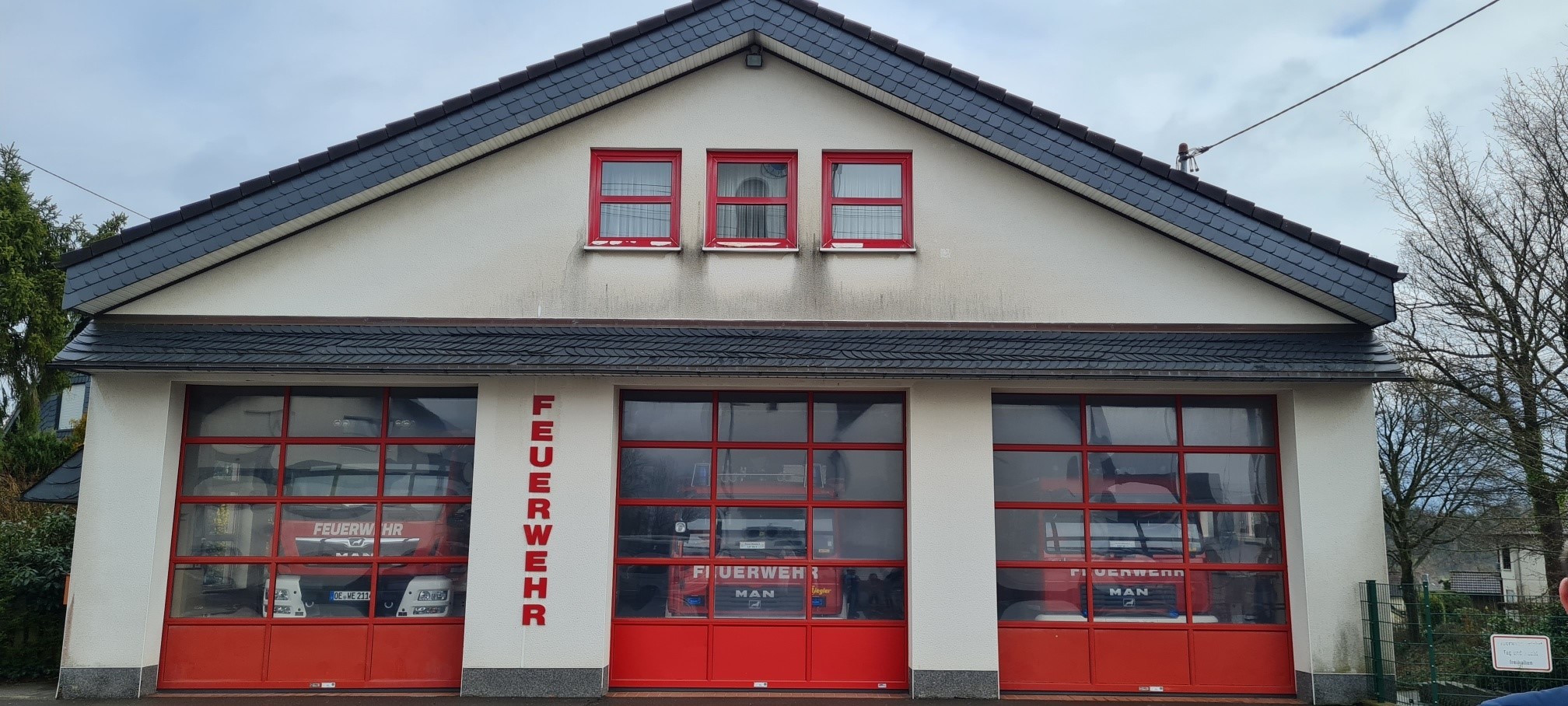 Das Feuerwehrgerätehaus in Hünsborn soll an einem anderen Standort neugebaut werden. von SPD Wenden