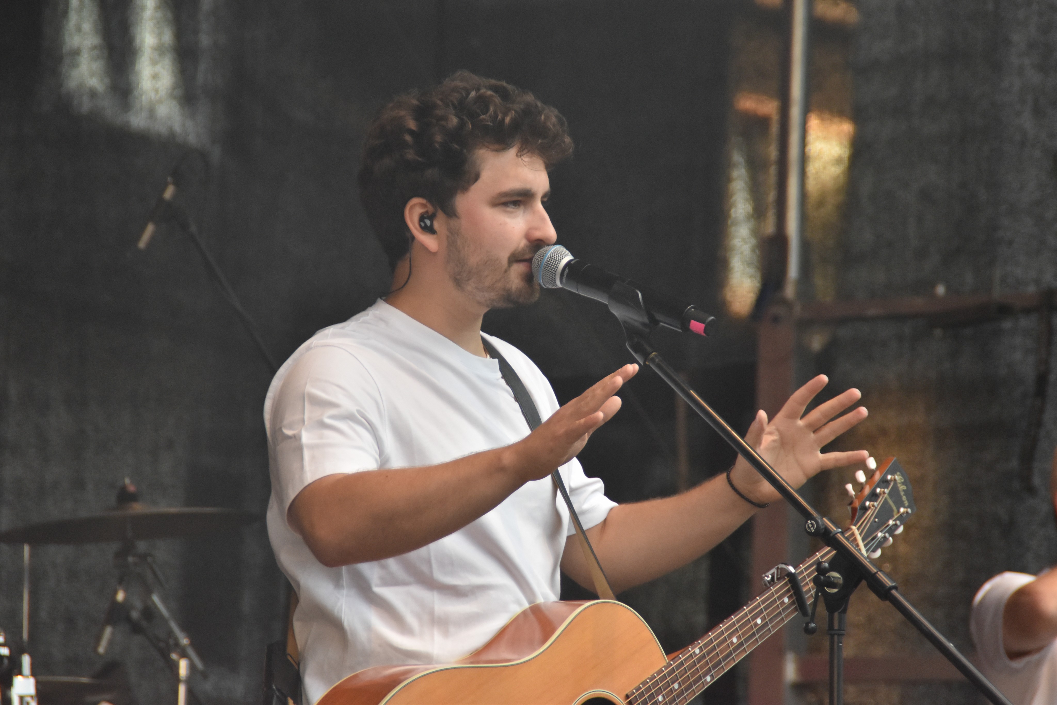 Finale beim Attendorner Kultursommer 2024 mit Philipp Dittberner von Nicole Voss