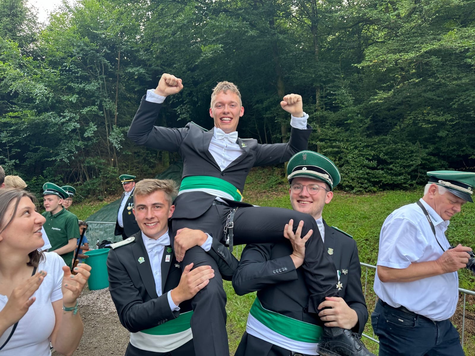 Simon Wurm ist neuer Jungschützenkönig in Biekhofen. von Verein