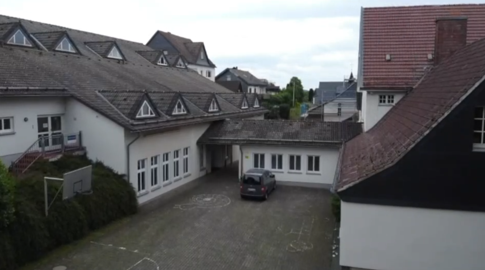 Der Teilstandort Schreibershof der Gräfin-Sayn-Grundschule. von Gräfin-Sayn-Grundschule Drolshagen
