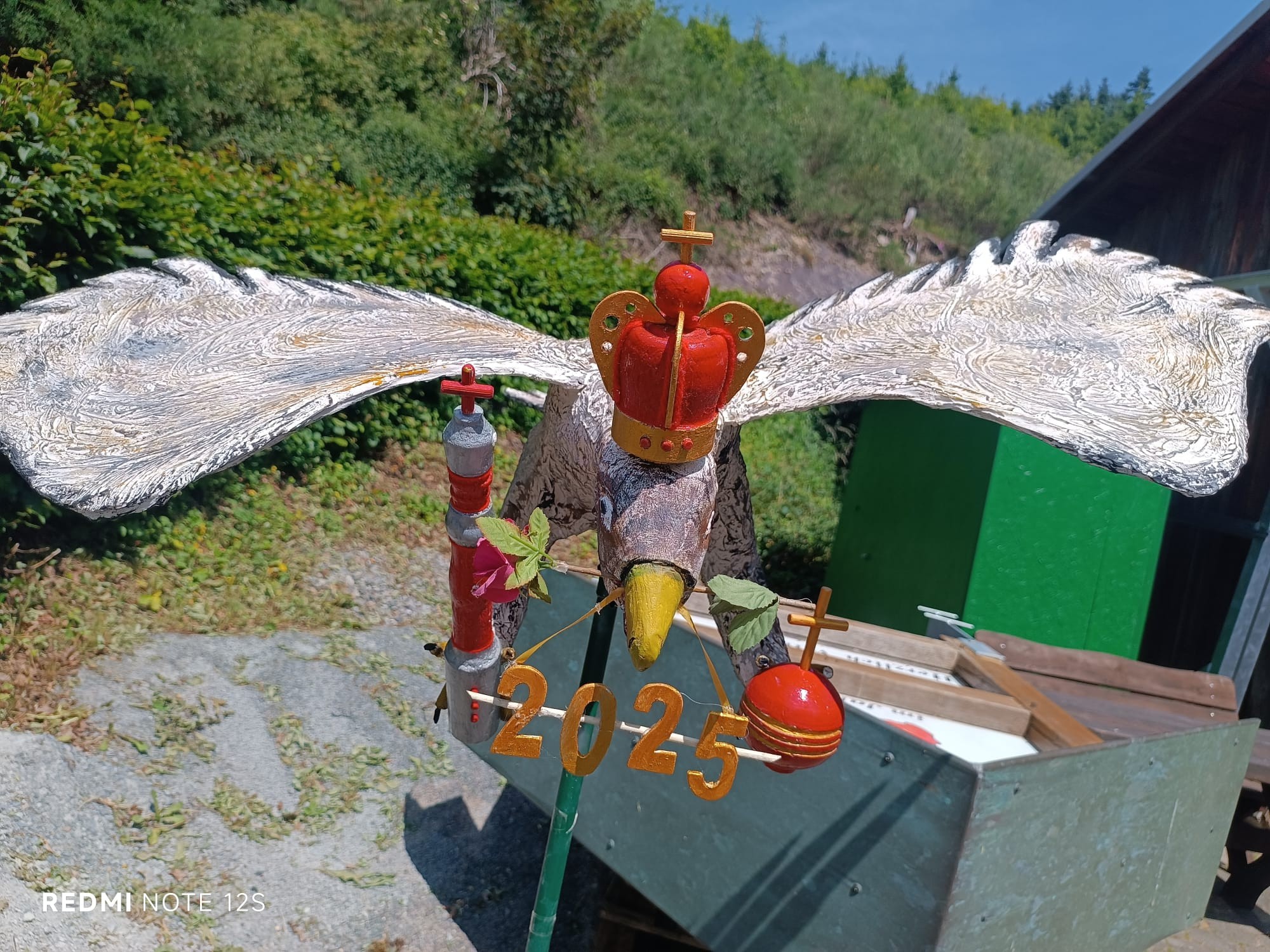 Der Königsvogel strahlt in seinem Glanz. von privat