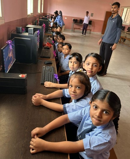 Die Indienhilfe Leonidis hat schon zahlreiche Kinder und Jugendliche unterstützt, vor allem im Bereich Bildung. von privat