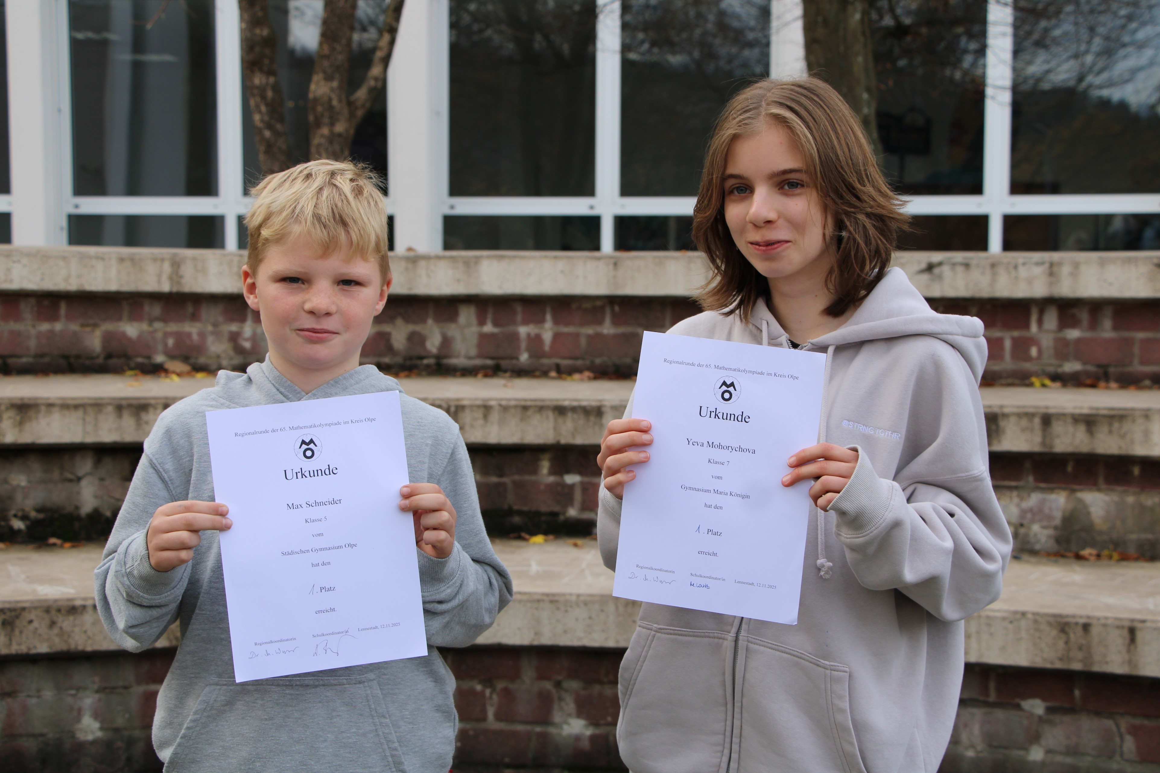 Die beiden ersten Plätze: Max Schneider (SGO) und Yeva Mohorychova (MK). von Lorena Klein