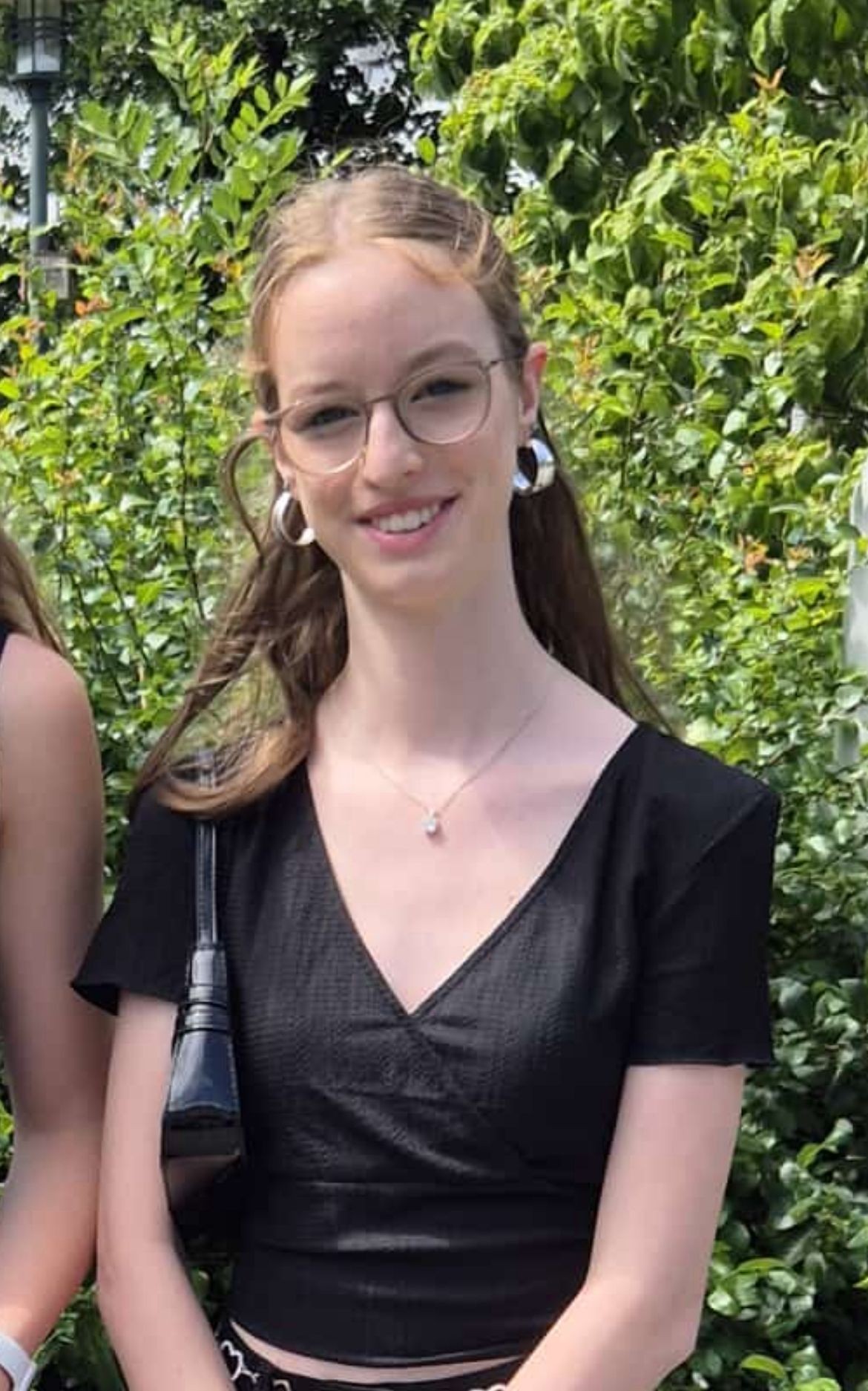 Alina Klein ist 15 Jahre alt und lebt in Hillmicke. Sie besucht die zehnte Klasse der St.-Franziskus-Schule Olpe. von privat