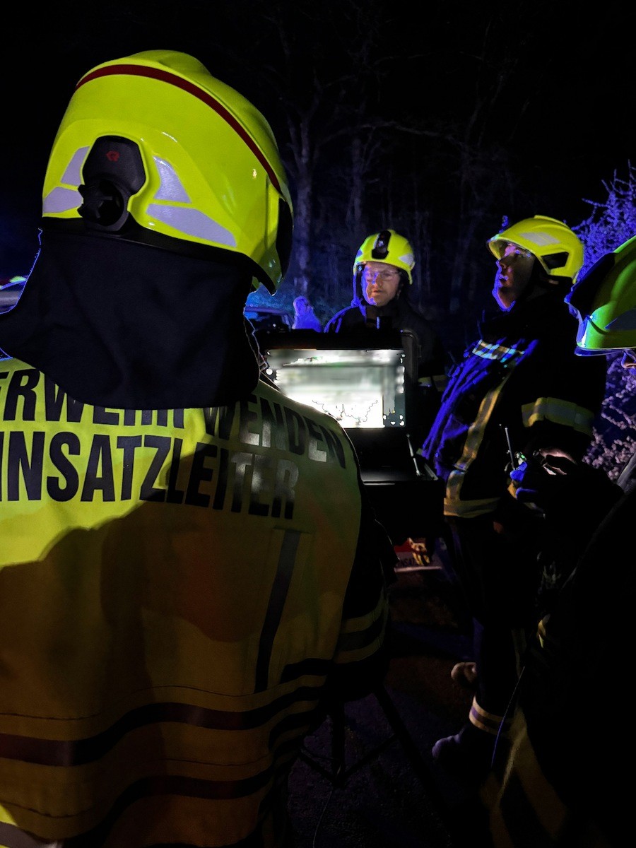 Die Drohneneinheit überflog das Areal. von Feuerwehr Wenden