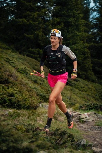 Rosanna Buchauer besucht den Abschluss des „Heartbeatrunner-Sauerland-Projekts“ und hält einen Vortrag. von naäk