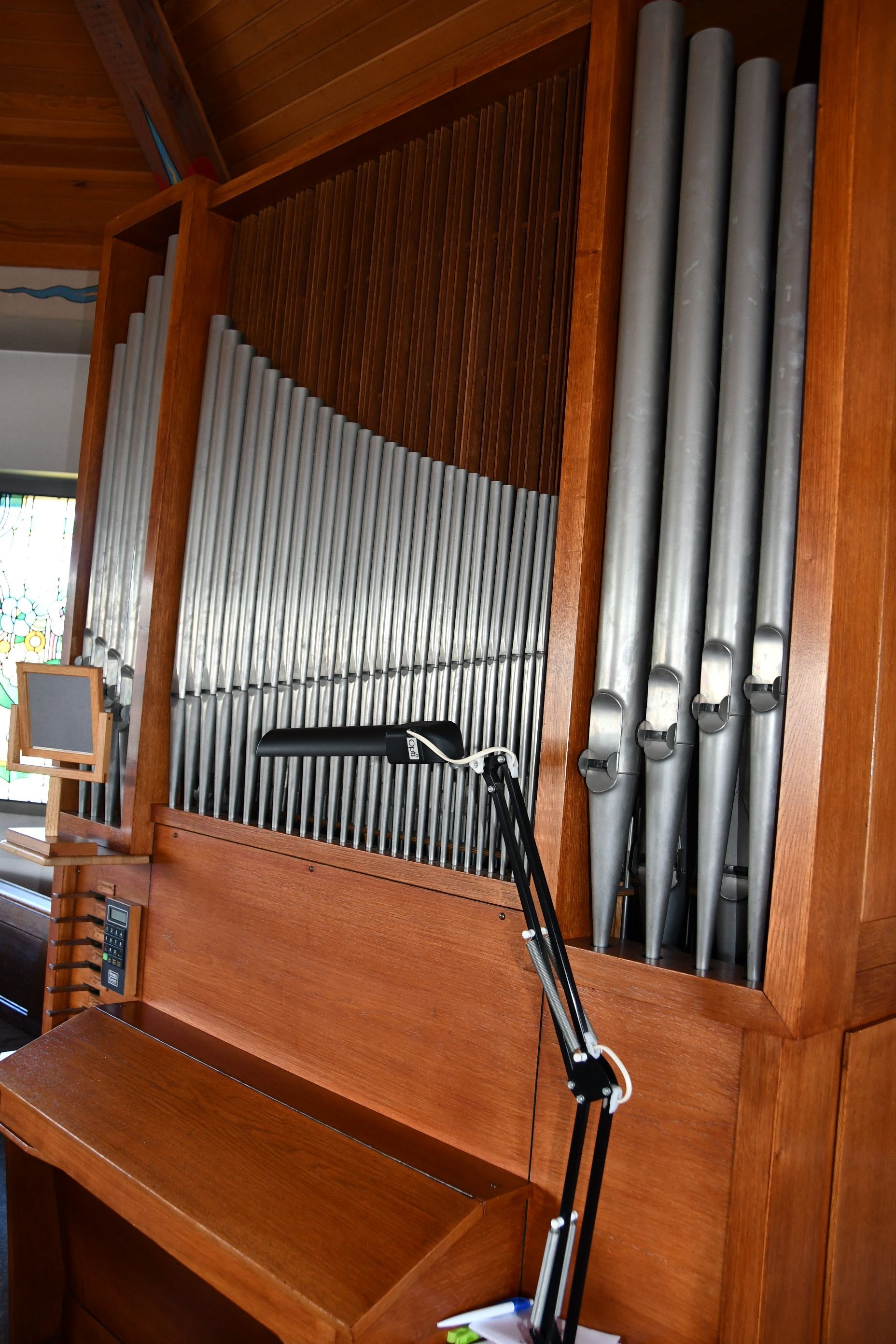 1972 wurde die neue Kapelle eingeweiht und damit auch die neue elektronische Orgel. von Nicole Voss